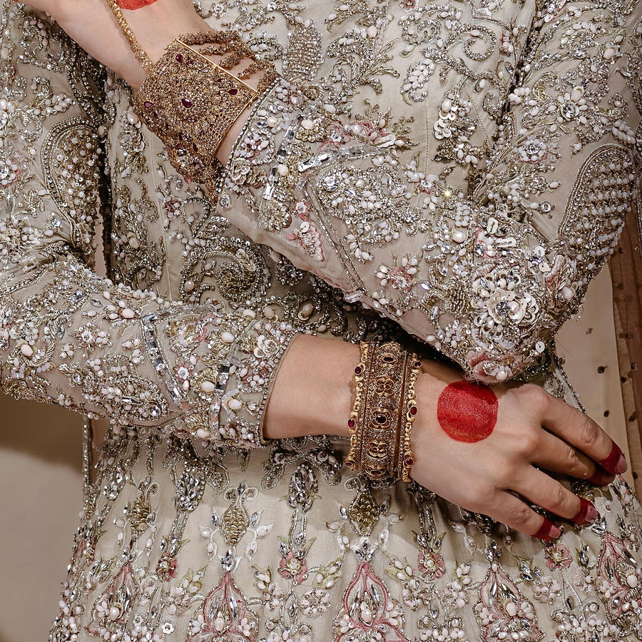 Gold Set Jewellery Pakistan
