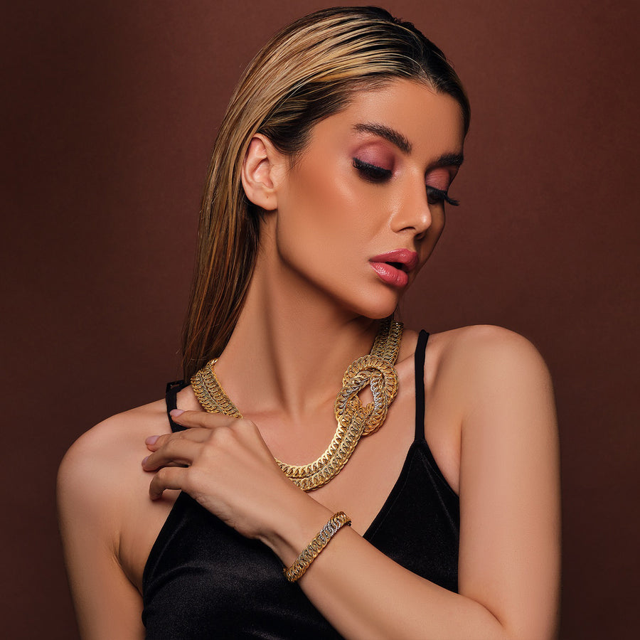 WOMEN YELLOW GOLD CHAIN AND BRACELET UNIQUE DESIGN
