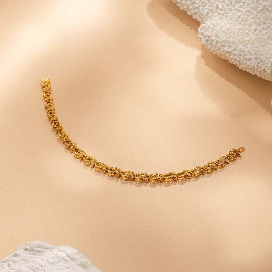 Traditional Gold Jewellery Pakistan