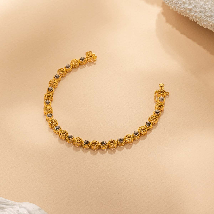 Traditional Gold Jewellery Pakistan