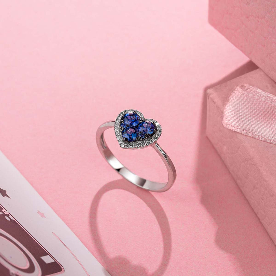 WHITE GOLD DIAMONDS AND SAPPHIRES HEART SHAPE RING UNIQUE DESIGN PAKISTAN