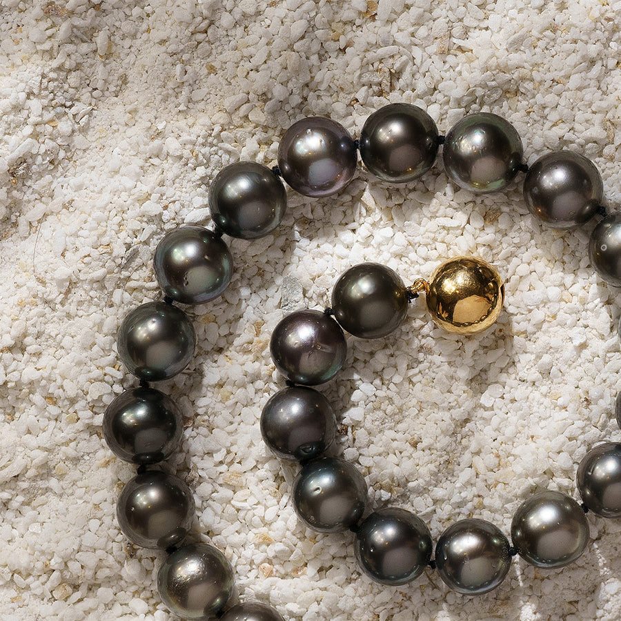 Natural Sea Pearls Necklace