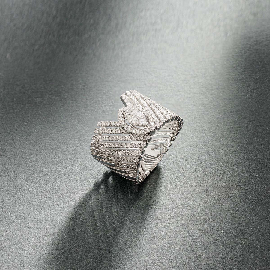 Breathtaking Ring