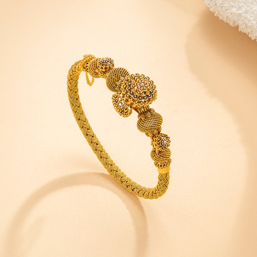 Traditional Gold Bangle Jewellery Pakistan