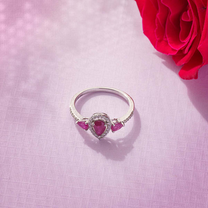 WHITE GOLD DIAMONDS AND RUBIES RING BEST GOLD RINGS IN PAKISTAN
