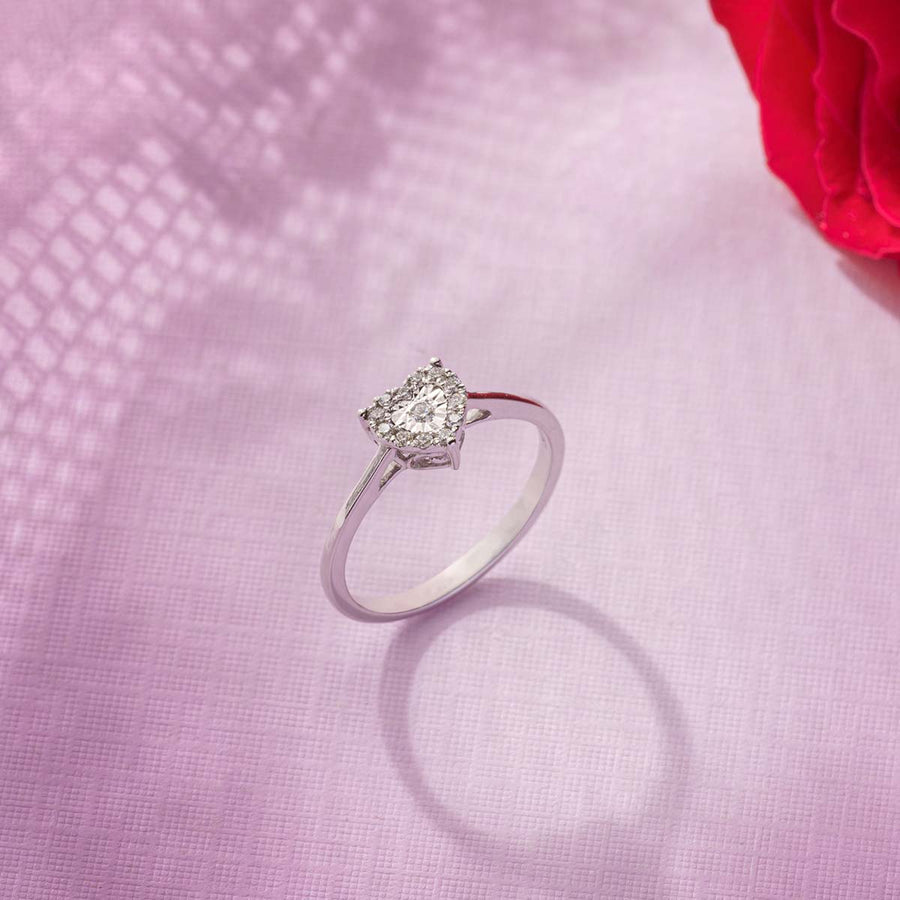 HEART SHAPED DIAMONDS WHITE GOLD RING