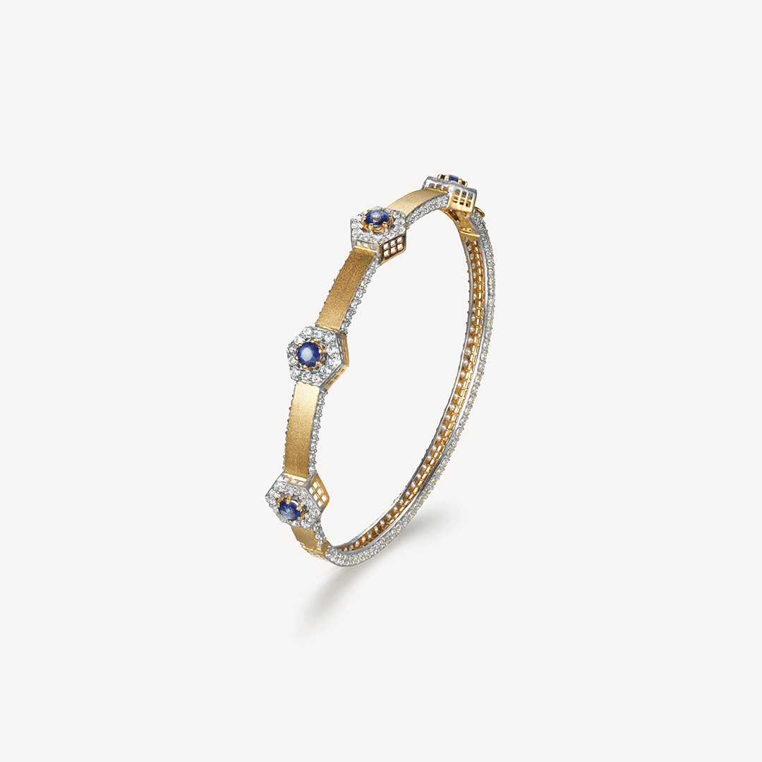 GOLD BRACELET - E246071 image