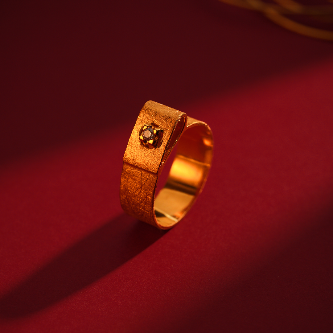 GOLD RING - R253447 image