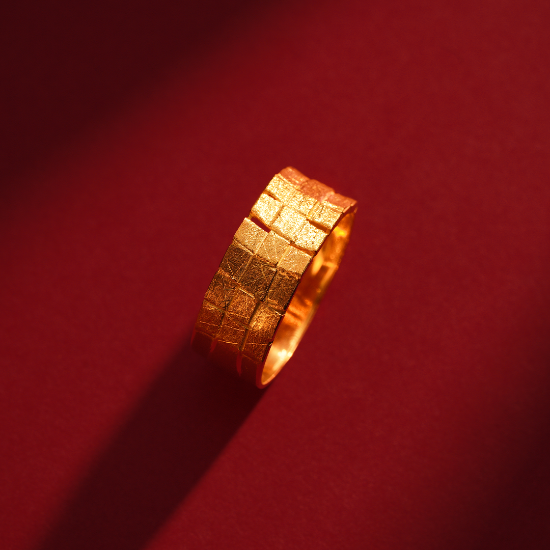 GOLD RING - R252580 image