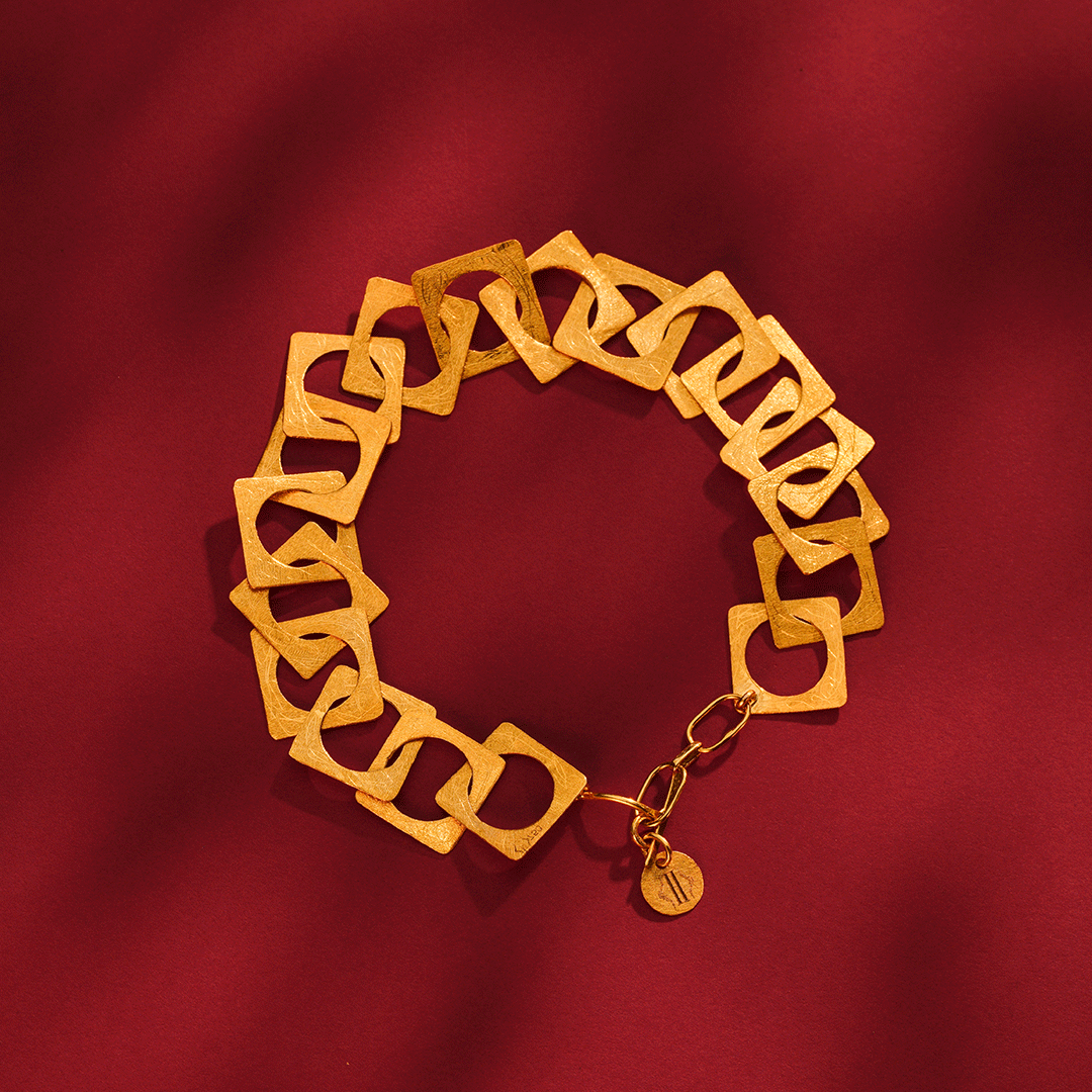 GOLD BRACELET- E258378 image