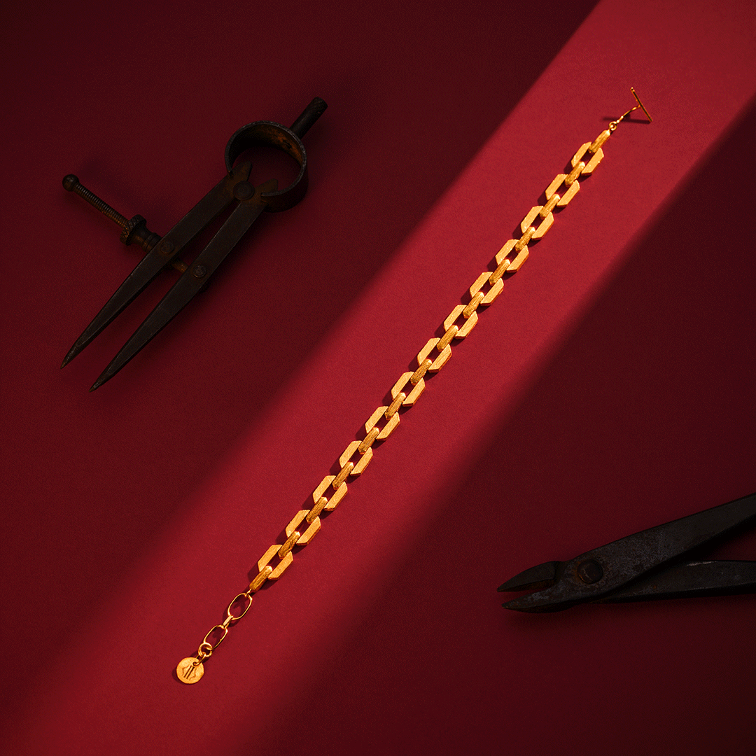 GOLD BRACELET- E258374