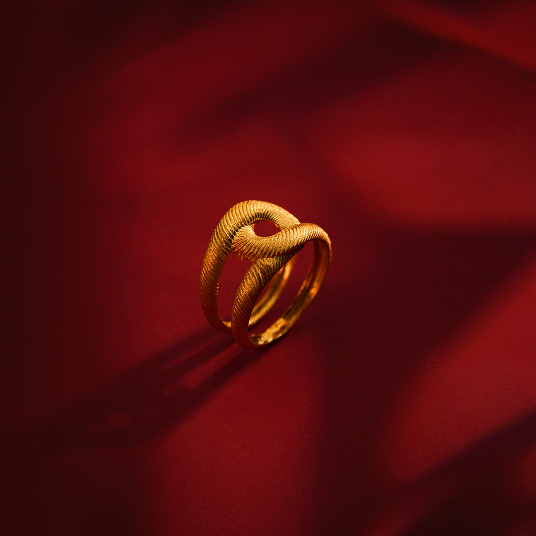 GOLD RING - R255871
