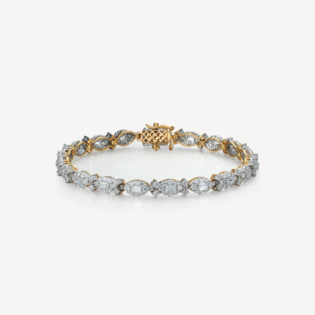 GOLD BRACELET - E232185 image