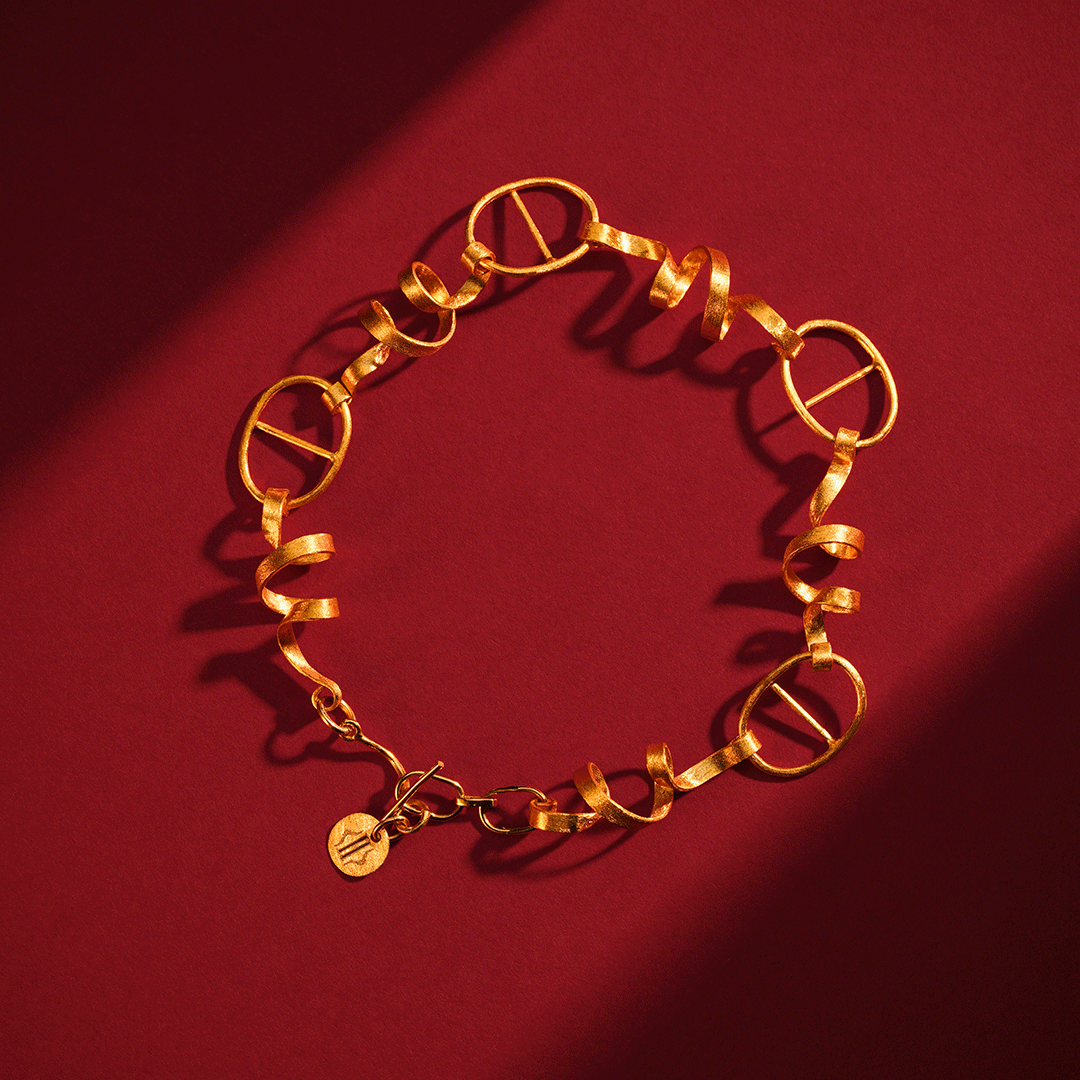 GOLD BRACELET- E258377 image