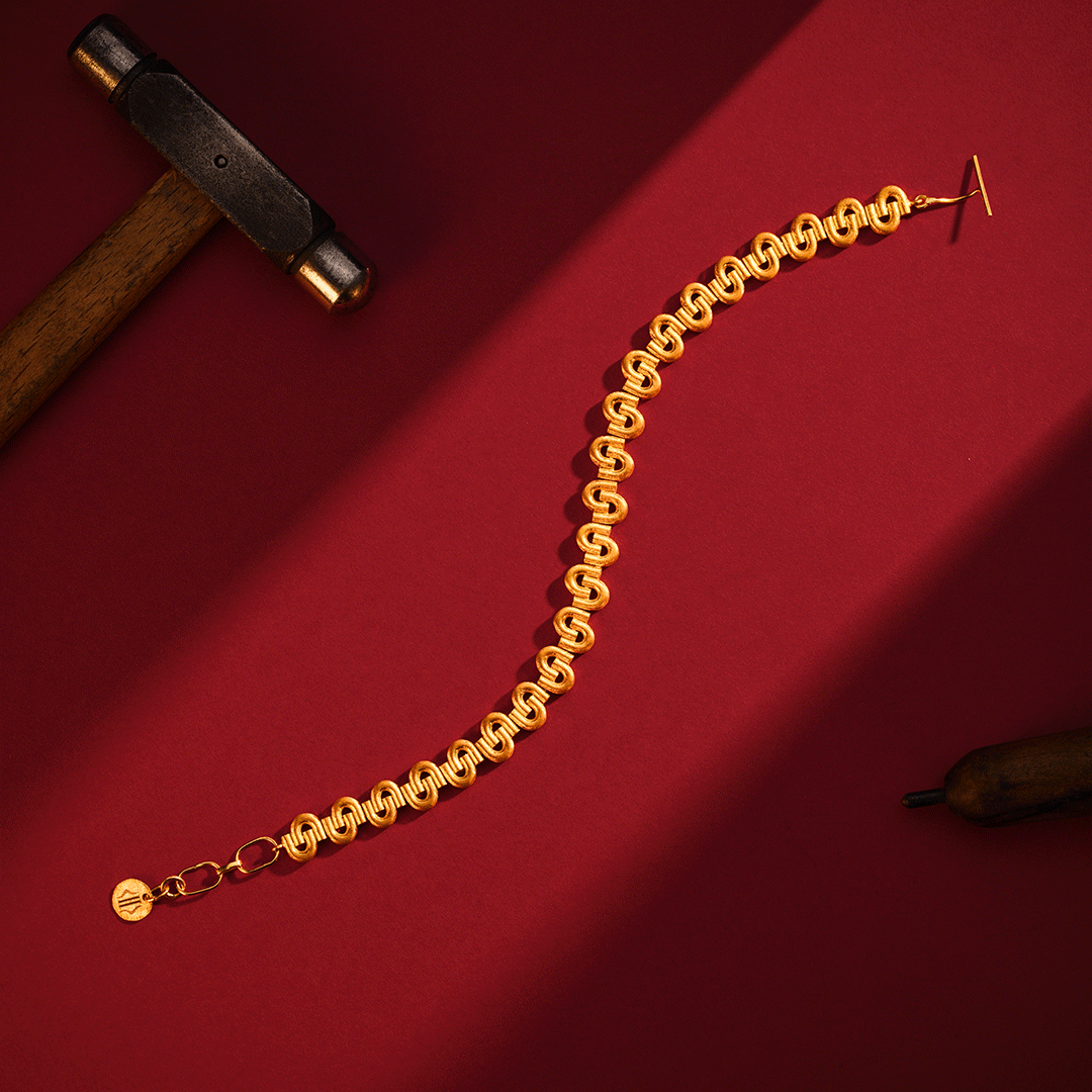 GOLD BRACELET- E258379 image