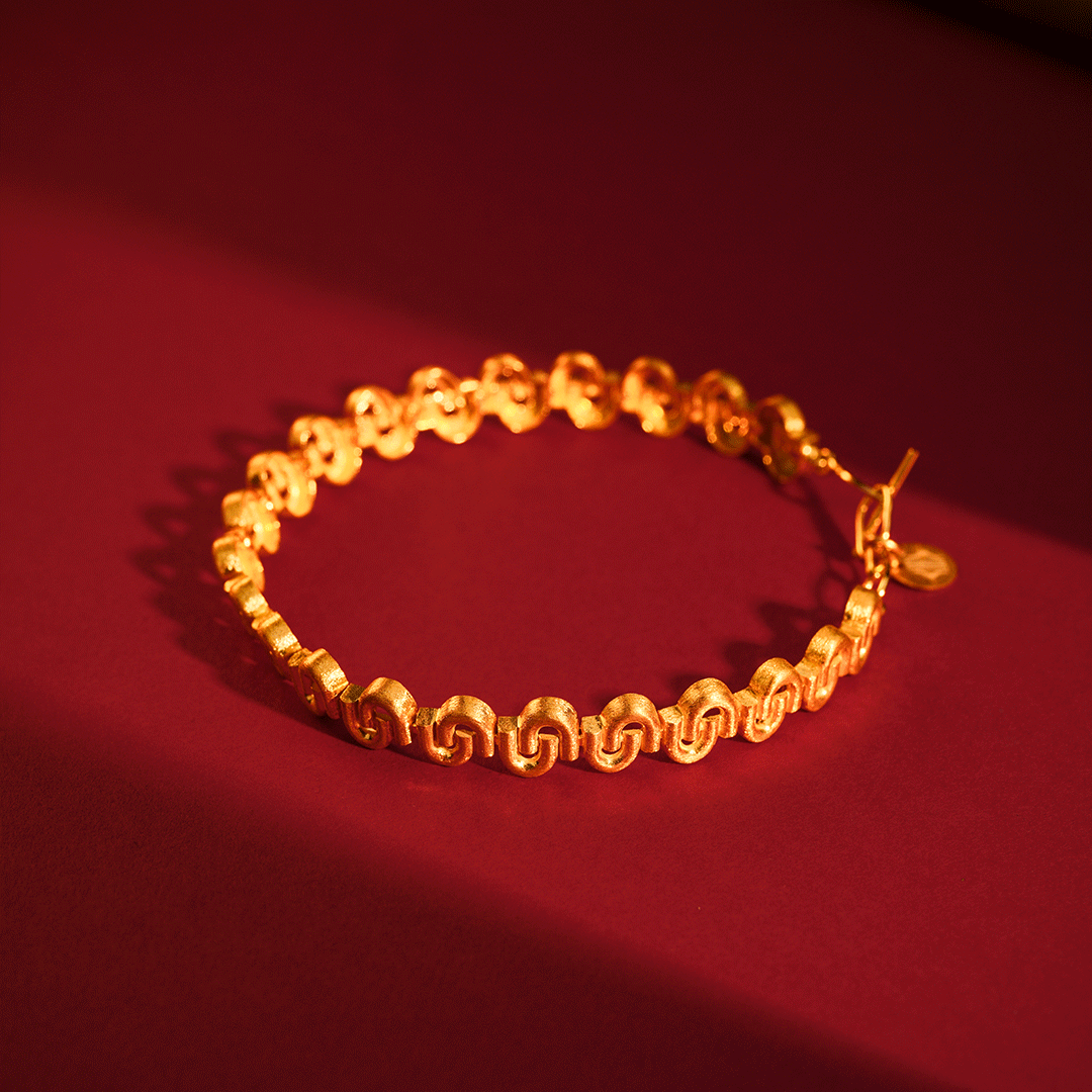 GOLD BRACELET- E258379 image