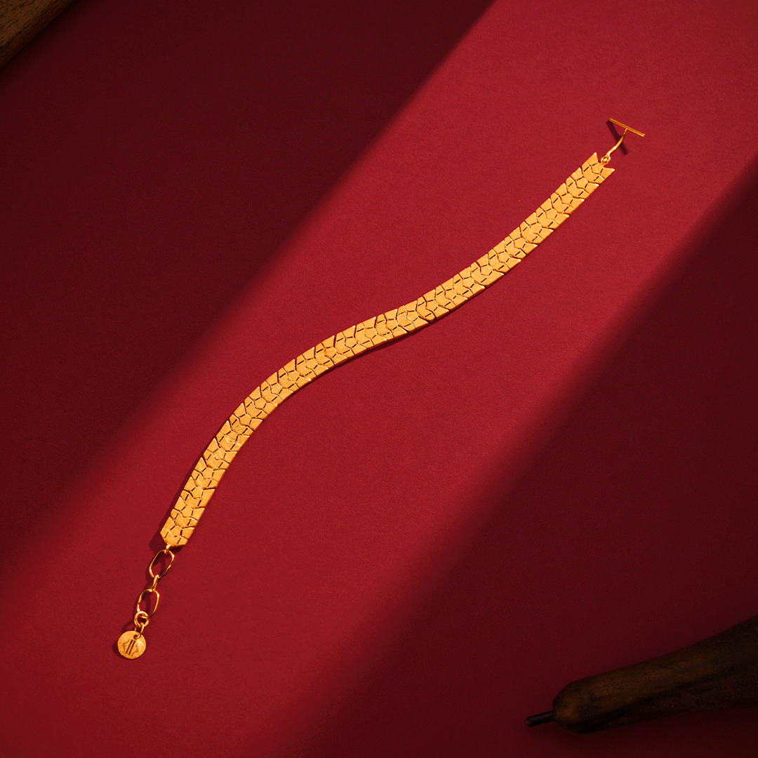 GOLD BRACELET- E258381 image