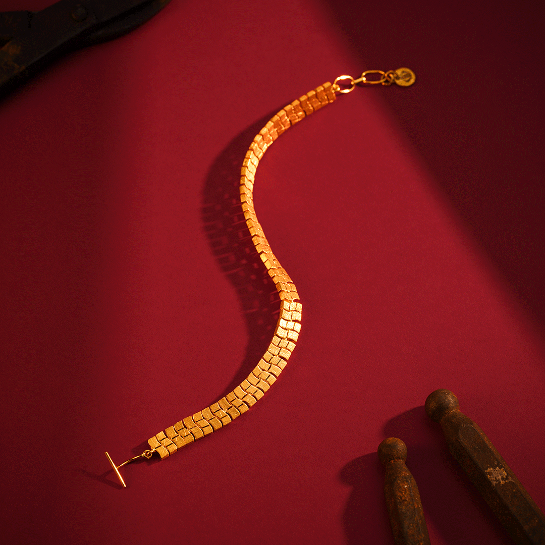 GOLD BRACELET- E258380 image