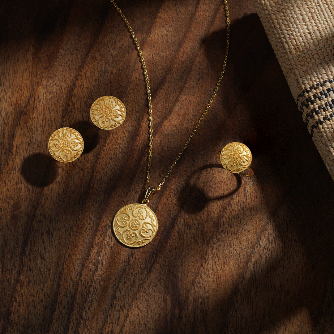 Gold Pendant - N285201 image