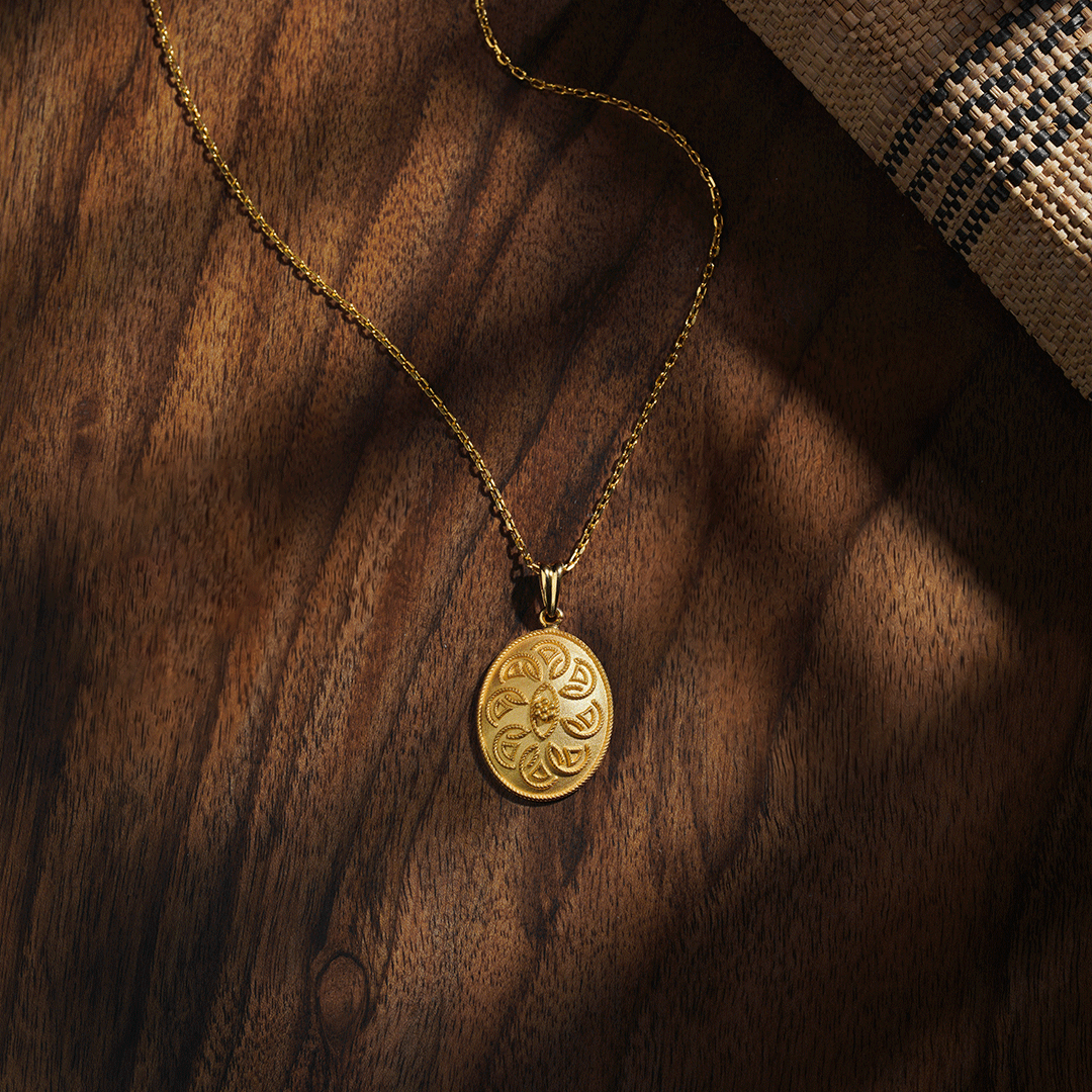 GOLD PENDANT - P279868
